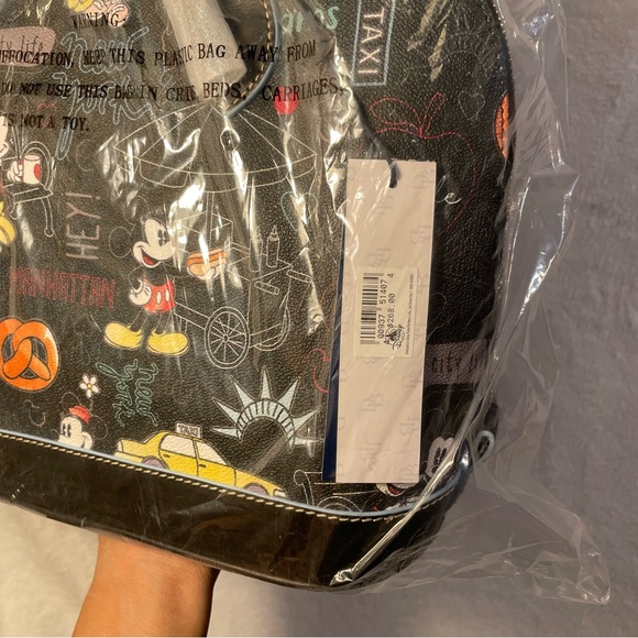 Dooney & Bourke Disney Mickey & Minnie New York City Zip Satchel NWT - Picture 10 of 12